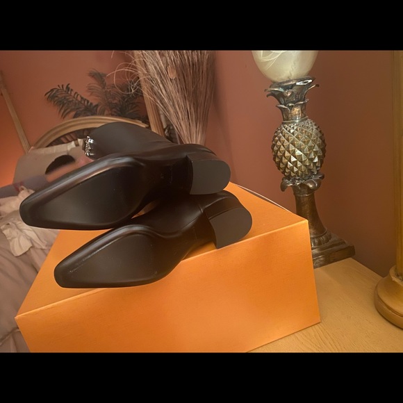 LOUIS VUITTON NIGHTFALL HALF BOOT. NEW!!! - Picture 5 of 8